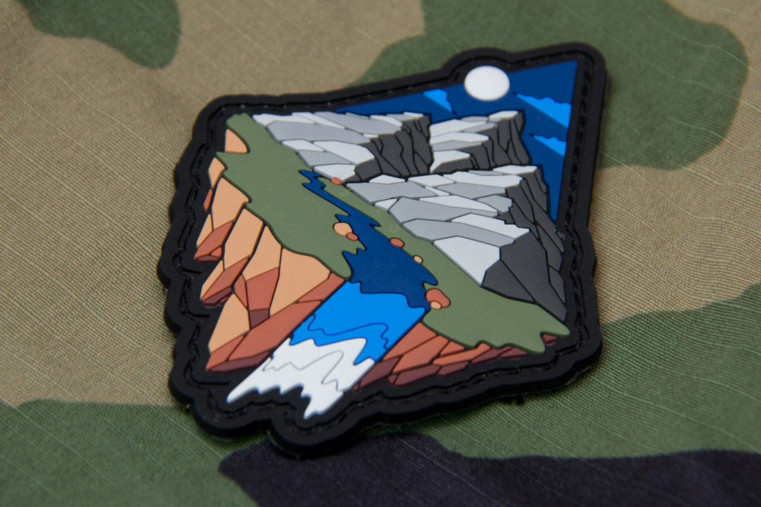 Mountain Diamond - (PVC) Morale Patch